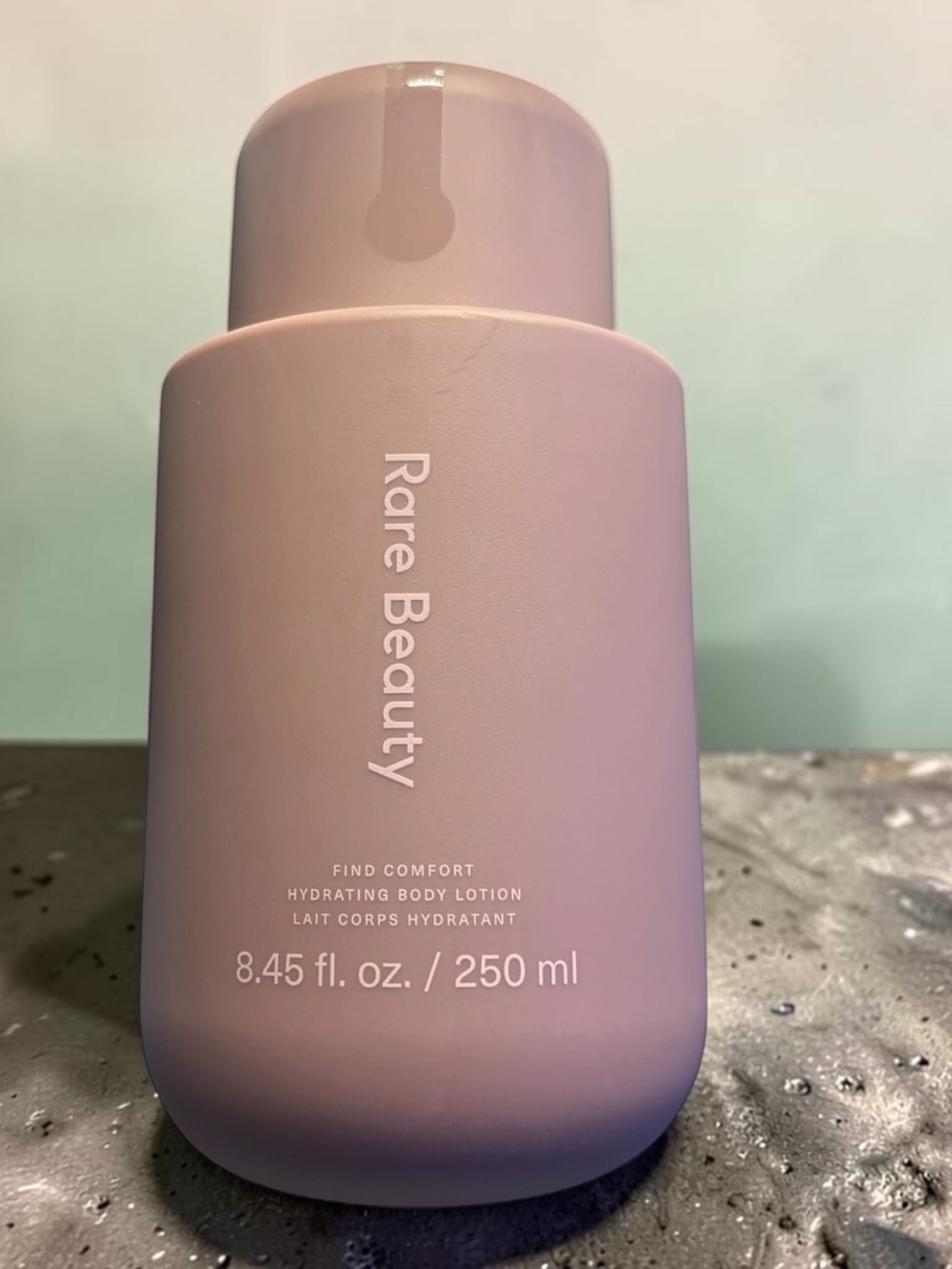 NEW! Rare Beauty- Find Comfort Niacinamide Hydrating Body Lotion-250ml